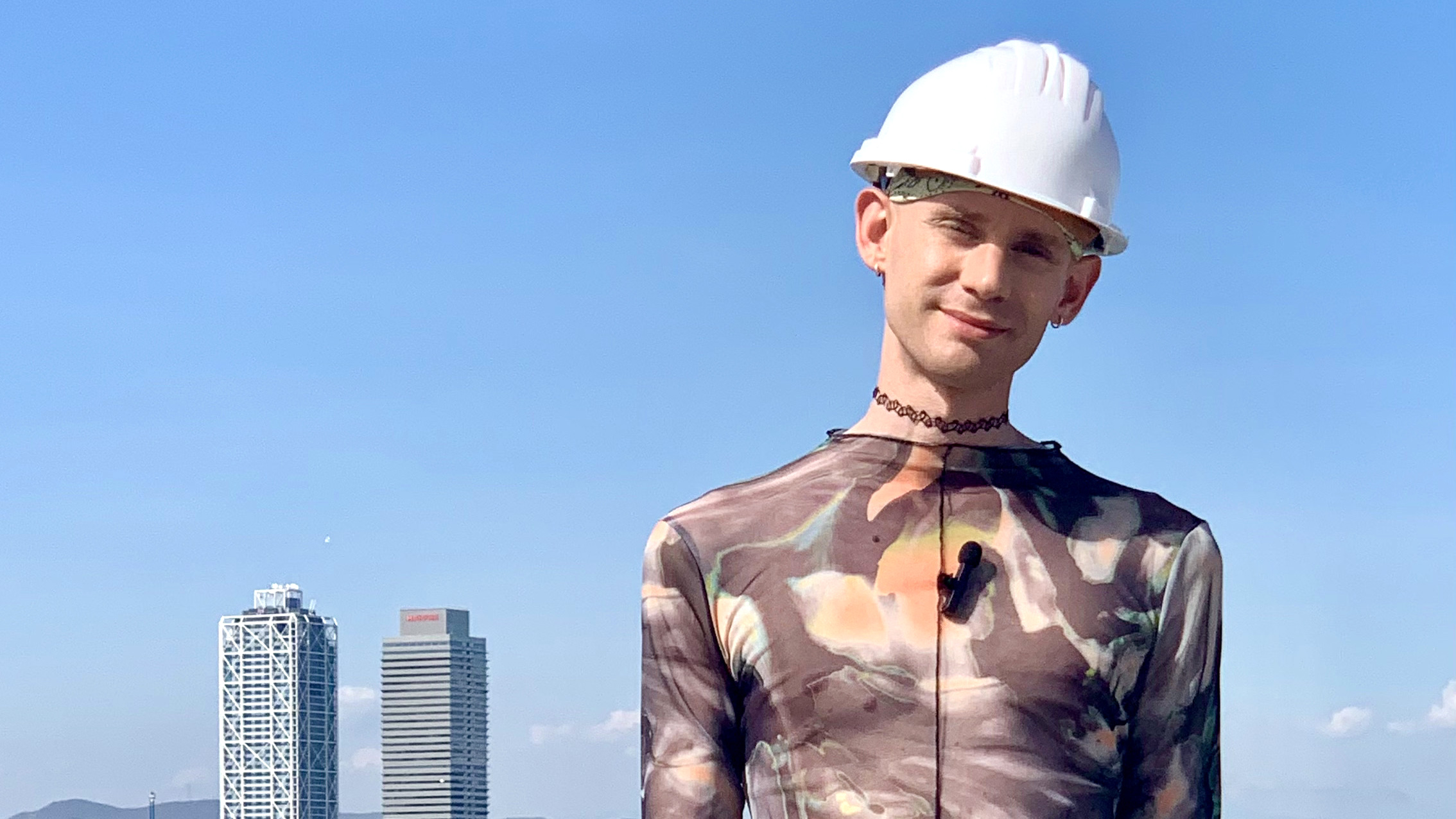 ‘Pormishuevismo’, un movimiento artístico que denuncia la arquitectura especulativa